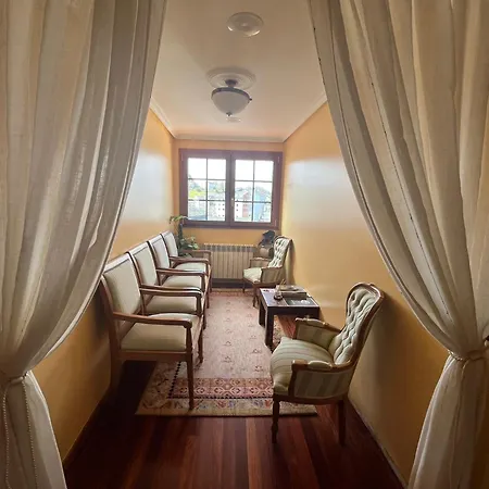 بيت ضيافة Casa Alberto كاسترو كالديلاس