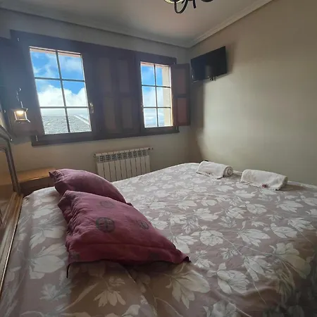 بيت ضيافة Casa Alberto كاسترو كالديلاس