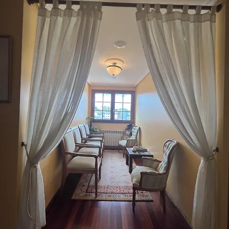 بيت ضيافة Casa Alberto كاسترو كالديلاس